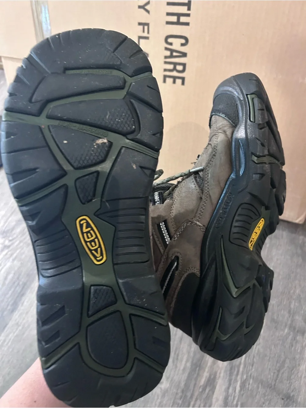 KEEN Men's Olive Green and Black Waterproof Hiking Boots